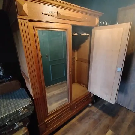 Steampunk Διαμέρισμα Κατοβίτσε